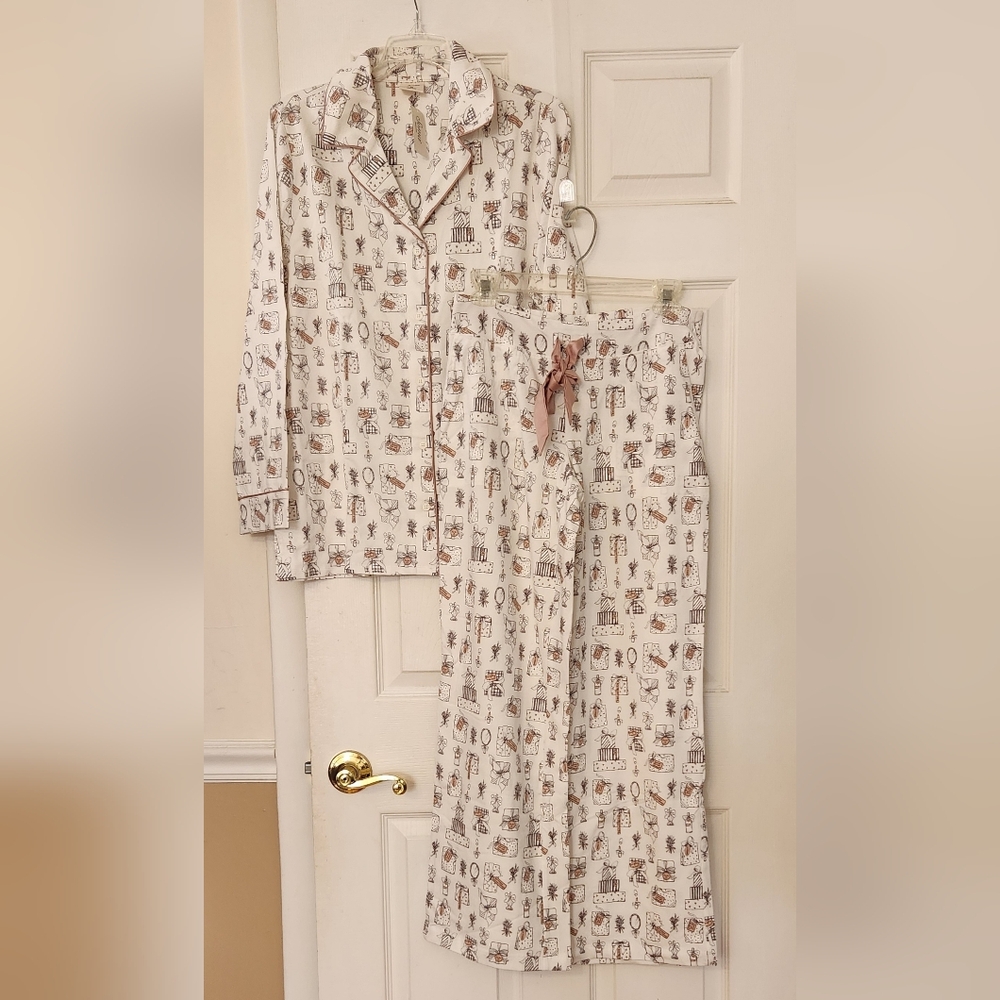 Soma Embraceable 2 Pc Pajama Set NWT  Cute Gift Pattern Size M & S - Picture 12 of 12